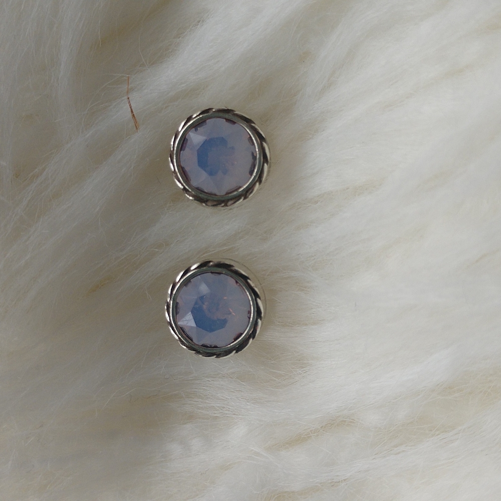 New Brighton Vintage Pink Gem Earrings With hearts on the sides - Picture 4 of 6